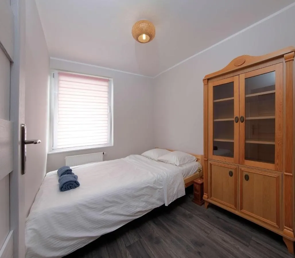 Cb, 200M Od Morza, 400M Od Monte Cassino, Sinus Apartments contacts